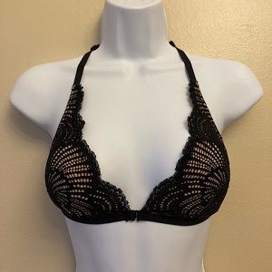 H&M black and nude lace/mesh lined racer back bralette size 2